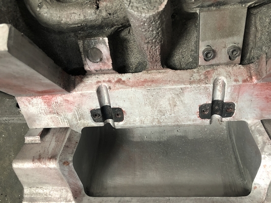 Reposacabezas automotriz PIP Polyurethane Foam Moulds de las piezas